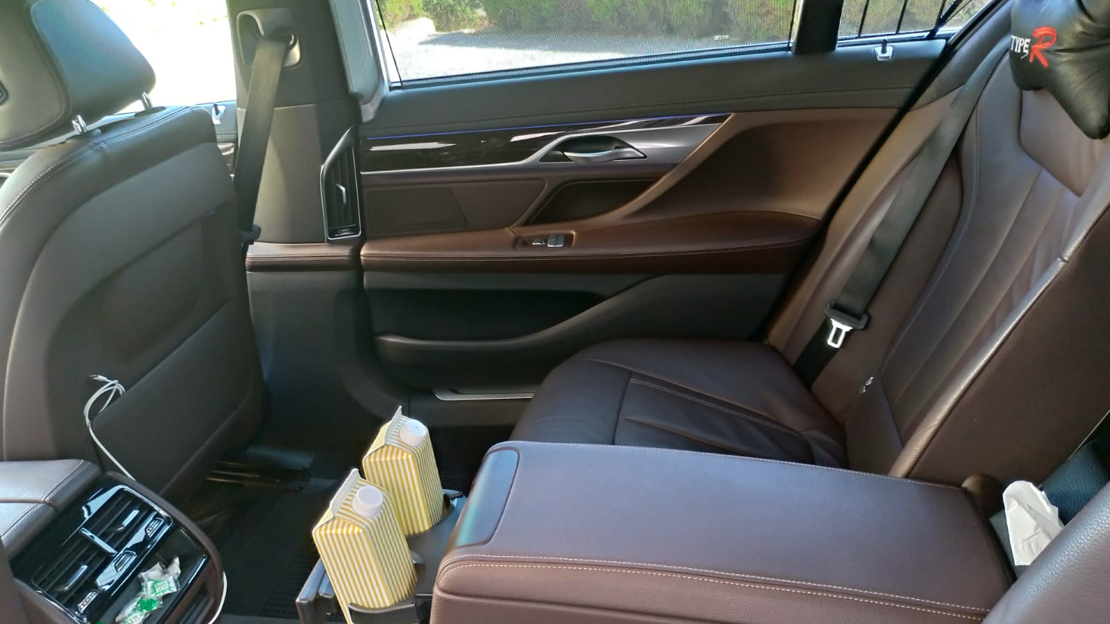 BMW Serie 7 - Profilo berlina scura